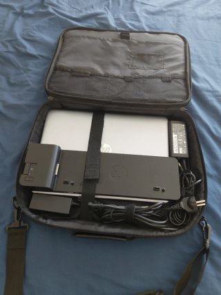 HP EliteBook 840 G3 + Docking + Valigia