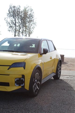Renault 5 E-TECH 2025