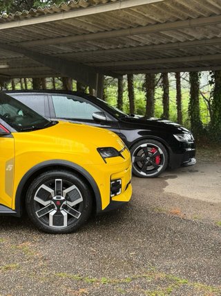 Renault 5 E-TECH 2025