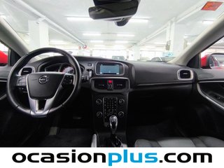 Volvo V40 2.0 D3 Momentum Auto 110 kW (150 CV)