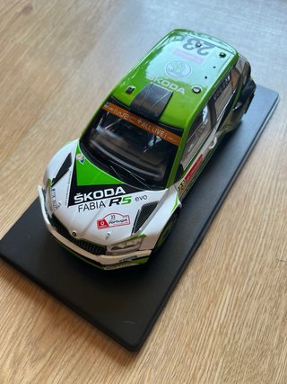 Coche Rally Skoda Fabia R5 Evo 2019