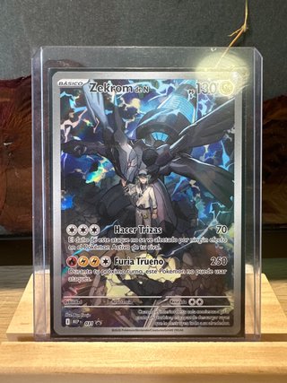Carta Pokémon Zekrom de N Básico