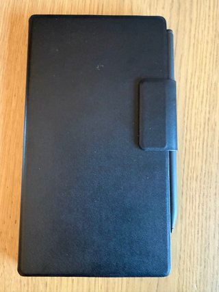 Tablet Remarkable Pro Move in grigio e bianco