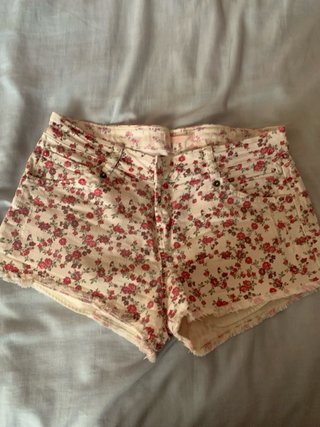 Bershka Shorts Talla 38 Flores
