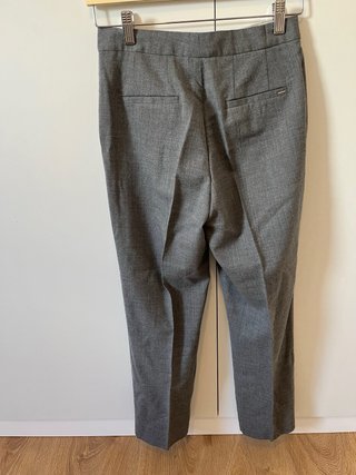 Pantalones lana gris Massimo Dutti T.34