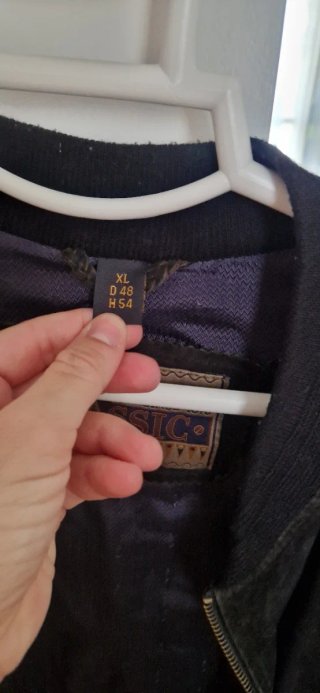 Chaqueta de ante negra