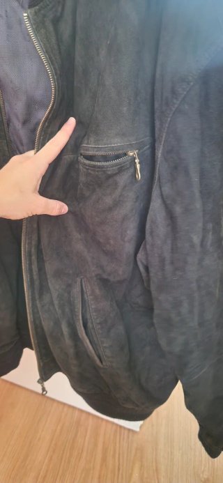 Chaqueta de ante negra