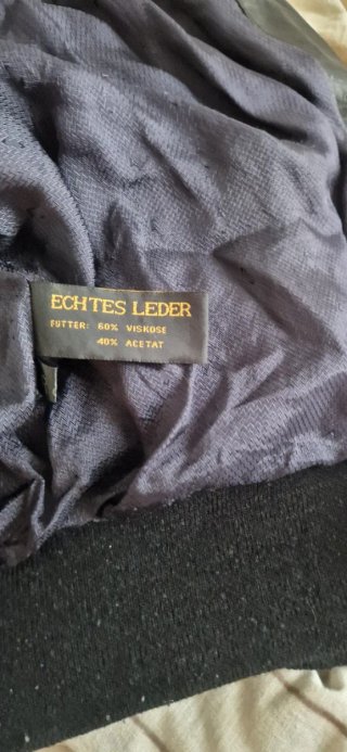 Chaqueta de ante negra
