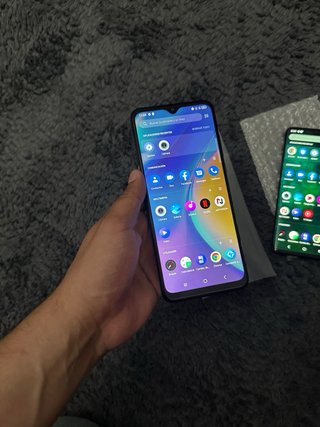 telephonos tcl Completamente nuevo, sin usar