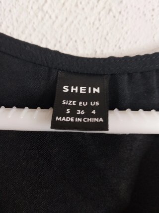 Camiseta tirantes Shein negra encaje talla s