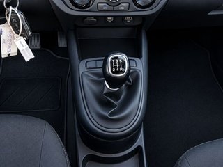 Hyundai i10 1.0 ESSENCE 67 5P