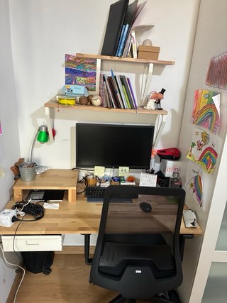 Armario blanco IKEA + escritorio y estanterías