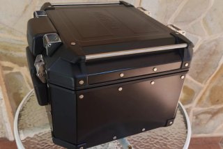 Maleta Moto Givi 42L Negra