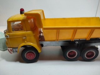 Camión Barreiros Volquete RICO (70s)