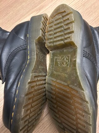 Stivali Dr. Martens in pelle nera morbida