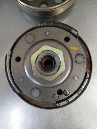 Embrague Peugeot Satelis 125 2007