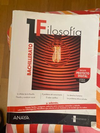 Libros de 1ro bachillerato Colegio Gredos San Dieg
