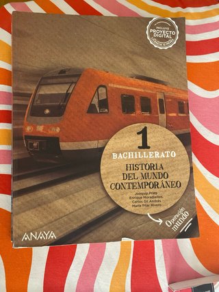 Libros de 1ro bachillerato Colegio Gredos San Dieg