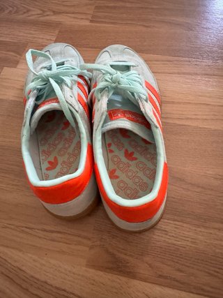 Adidas Spezial Naranja y Turquesa
