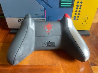 Xbox One X Cyberpunk Edición 1TB