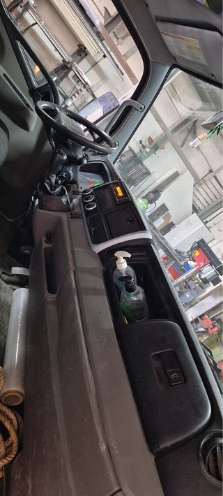 Camión mitsubishi 2020