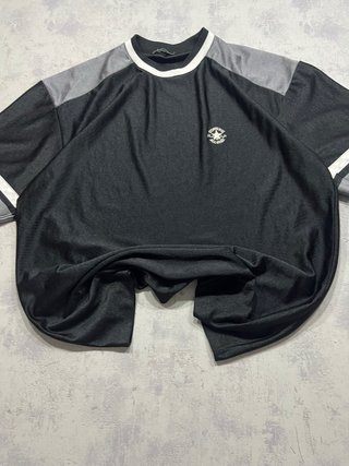 Camiseta Converse Negra y Gris