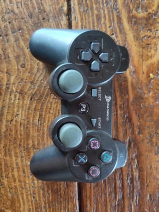 Sony PS3 con difetti + controller Pacifico