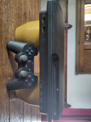Sony PS3 con difetti + controller Pacifico