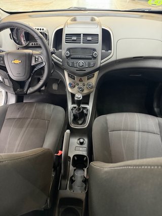 Chevrolet Aveo 5p 2012 LS