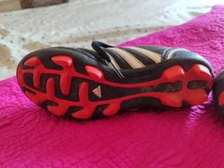 Botas fútbol niño Adidas Talla 32