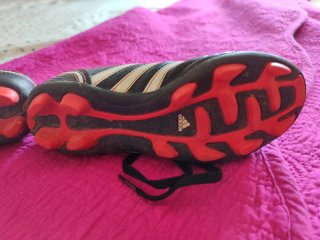 Botas fútbol niño Adidas Talla 32