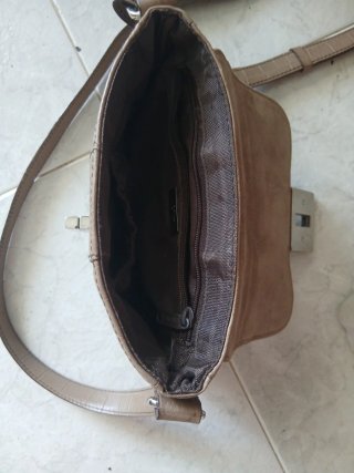 Bolso pequeño piel cocodrilo beige