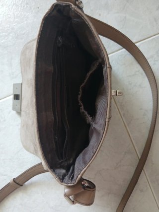 Bolso pequeño piel cocodrilo beige
