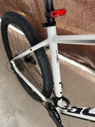 Bicicleta Scott Montaña 29” como nueva.