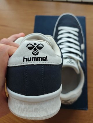 Zapatillas Hummel Azul Marino y Blanco