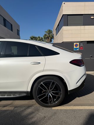 Mercedes-Benz  GLE 2021