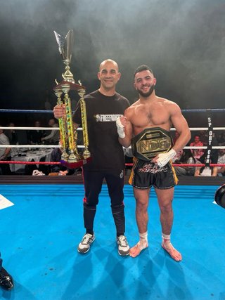 Entrenador de kick boxing/k1/MuayThai