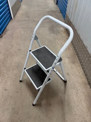 Escalera de aluminio multiusos