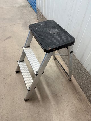 Escalera de aluminio multiusos