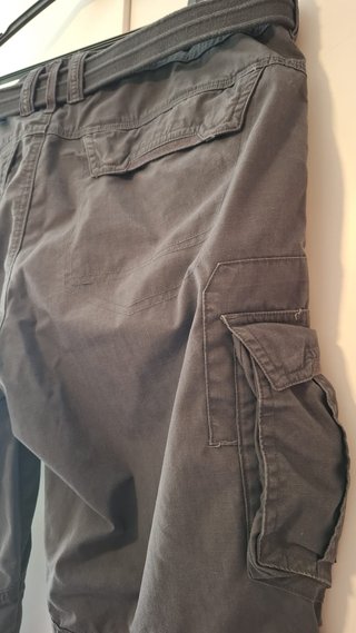 Pantalón Cargo Trekking Hombre Gris 48