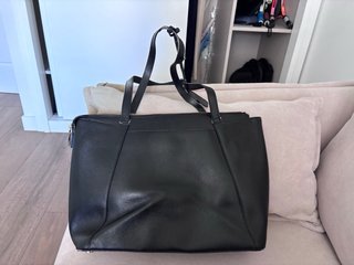 Borsa Michael Kors nera in pelle granulata