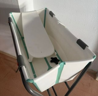 Bañera Stokke Flexi Bath con soporte