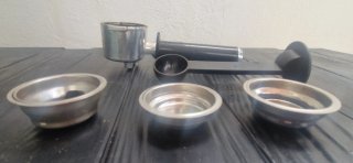 Cafetera DeLonghi + Molinillo Bosch DE REGALO