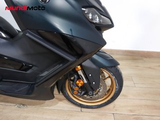 YAMAHA T-MAX 560 TECH MAX