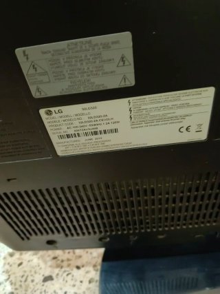 2 Televisores Panasonic y OKI Negros