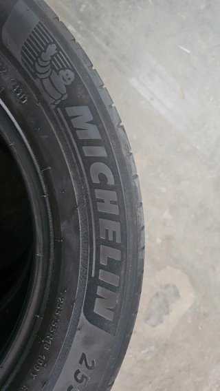 Neumáticos 255 55 18 Michelin