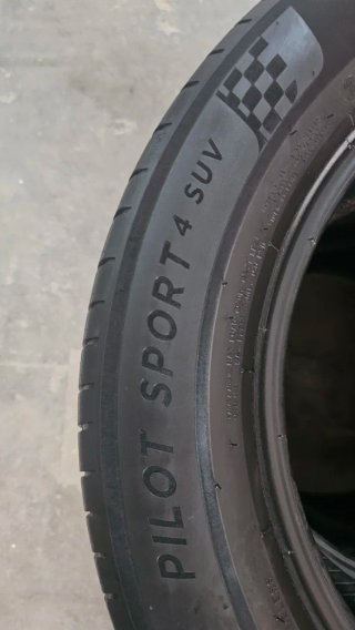 Neumáticos 255 55 18 Michelin