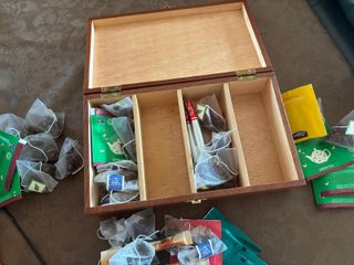 Caja de madera para té