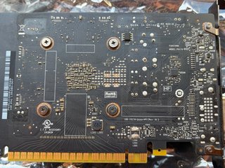 HP GTX 1650 4GB + Cable DVI-HDMI