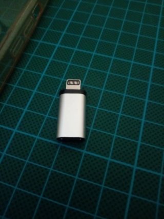Funda iPhone 13 Pro Max + Conector C a iPhone